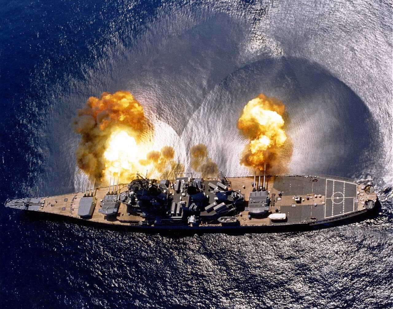 USS Iowa · 16-inch guns