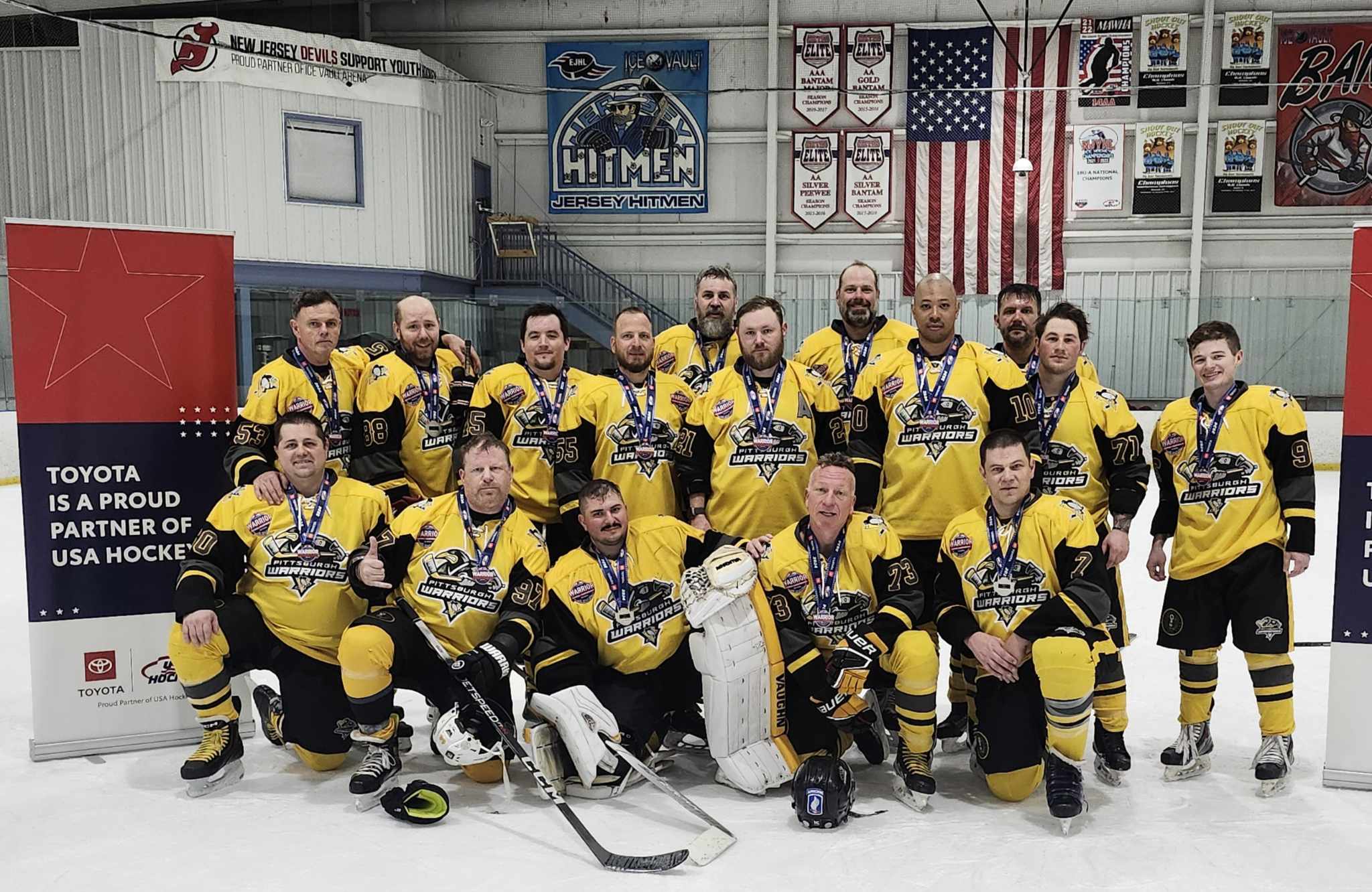 Pittsburgh Warriors Gold team photo