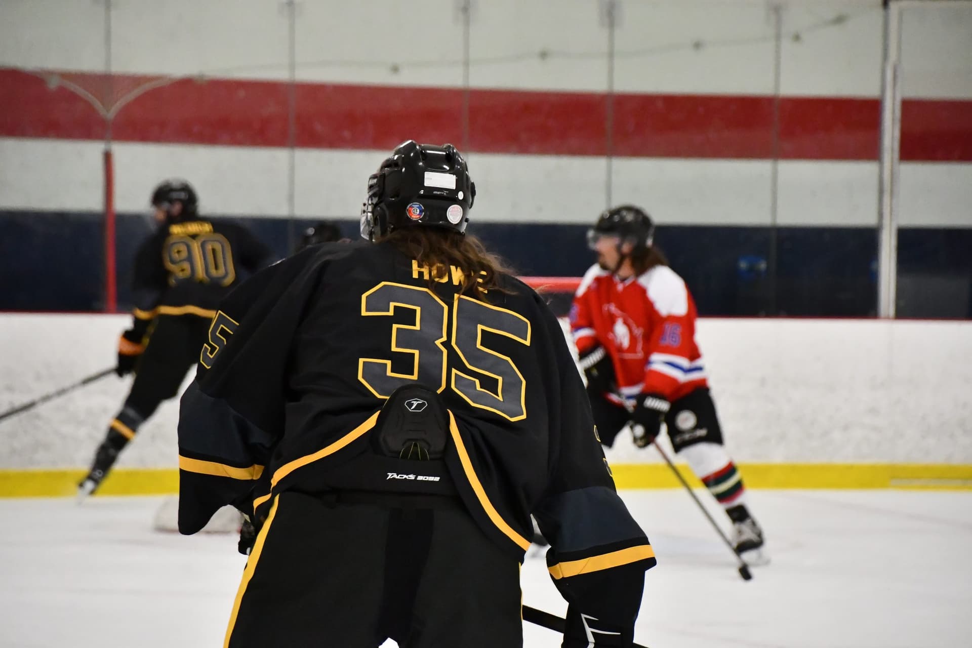 hendrickson-2025-game-1-vs-wisconsin-black thumbnail 67